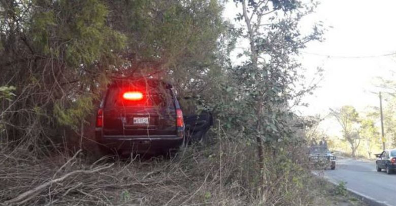 Emboscan a fiscal del Edomex y asesinan a su escolta 1 Emboscan a fiscal del Edomex y asesinan a su escolta