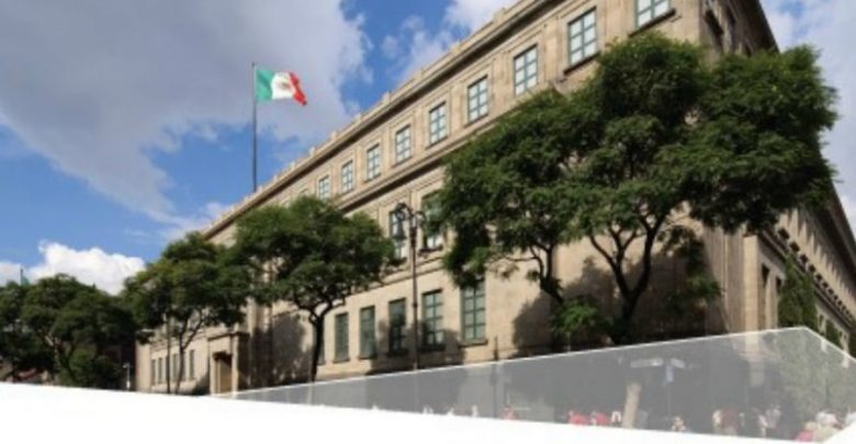 La Corte sí revisará la constitucionalidad de la ley de remuneraciones | Artículo 1 La Corte sí revisará la constitucionalidad de la ley de