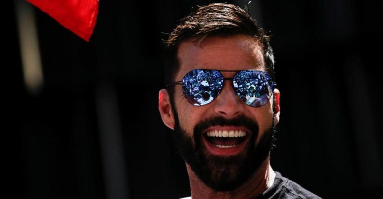 Ricky Martin causa furor como mariscal en desfile boricua 1 1560124342 Ricky Martin causa furor como mariscal en desfile boricua