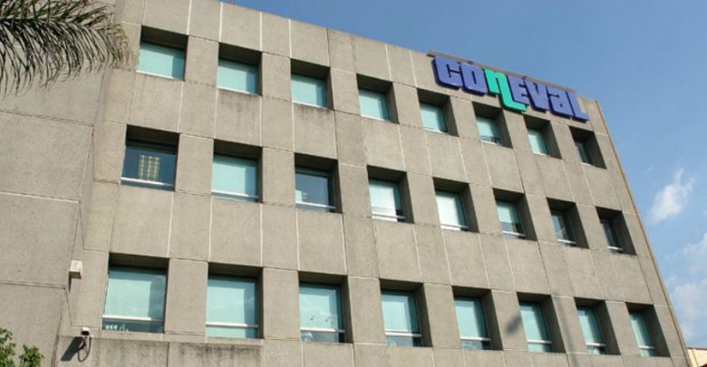 Justifica Coneval el incremento de sus plazas, luego de que AMLO lo criticara 1 Coneval debe mantenerse como un organismo autónomo CEEY