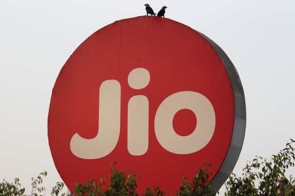 Reliance Jio de la India firma un acuerdo con Microsoft para expandir Office 365, Azure a más empresas; presenta plataformas de banda ancha, blockchain e IoT 1 Reliance Jio de la India firma un acuerdo con Microsoft para expandir Office 365, Azure a más empresas; presenta plataformas de banda ancha, blockchain e IoT