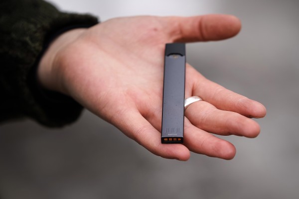 Juul presenta nuevos estándares POS para restringir las ventas a menores 1 Juul presenta nuevos estándares POS para restringir las ventas a menores