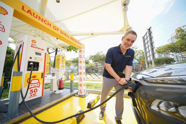 El primer cargador rápido de vehículos eléctricos de Shell aterriza en Singapur 1 El primer cargador rápido de vehículos eléctricos de Shell aterriza en Singapur