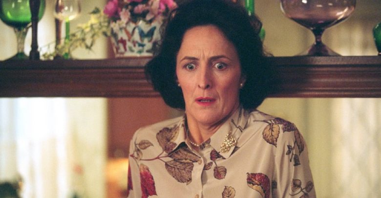 Harry Potter: 10 cosas que no sabías sobre Petunia Dursley 1 Harry Potter 10 cosas que no sabías sobre Petunia Dursley