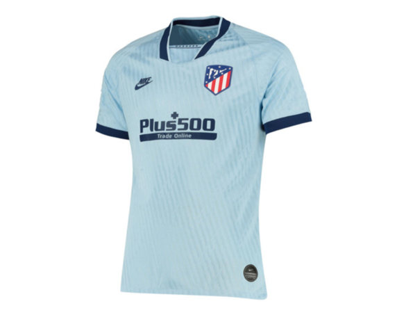 Azul celeste y diseño ‘noventero’ para la tercera equipación del Atlético 2 El Atlético de Madrid presentó su tercera equipación.