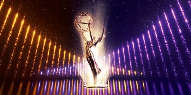 Los Premios Emmy en Memoriam honran a Stan Lee, Luke Perry y más 1 Los Premios Emmy en Memoriam honran a Stan Lee Luke