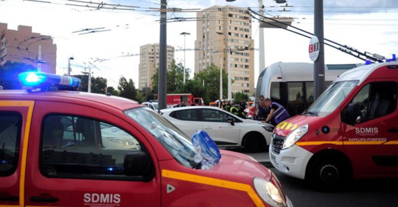 Mortal ataque con cuchillo en parada de autobús en Francia 1 Mortal ataque con cuchillo en parada de autobús en Francia