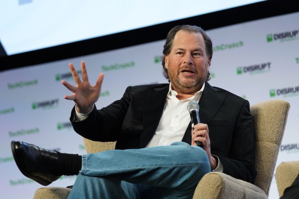Las startups "se mantienen privadas durante demasiado tiempo", dice el fundador de Salesforce Marc Benioff 1 Las startups "se mantienen privadas durante demasiado tiempo", dice el fundador de Salesforce Marc Benioff