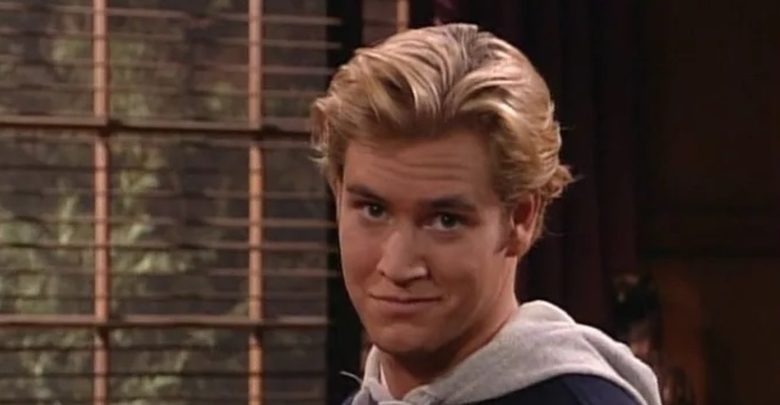 Salvados por la campana: 10 de las peores cosas que Zack Morris ha hecho 1 Salvados por la campana 10 de las peores cosas que