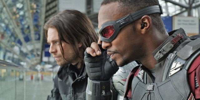 El trailer de Falcon & Winter Soldier tiene Internet volviéndose loco por la espera 1 El trailer de Falcon Winter Soldier tiene Internet volviéndose
