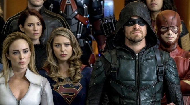 arrowverse crisis en la tierra x netflix arrowverse crisis en la tierra x netflix