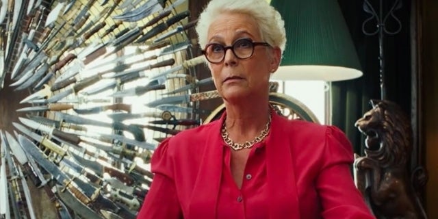 Jamie Lee Curtis y Rian Johnson comparten Knives Out Meme como un recordatorio para usar máscaras faciales 1 Jamie Lee Curtis y Rian Johnson comparten Knives Out Meme