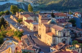 Un pueblo italiano, libre de coronavirus, vende casas a un euro: cómo acceder 4 1592363987 897 Un pueblo italiano libre de coronavirus vende casas a un