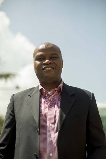 Tecnología contra la exclusión de una sociedad sin dinero en efectivo 4 Daniel Monehin, director de Mastercard en África subsahariana.