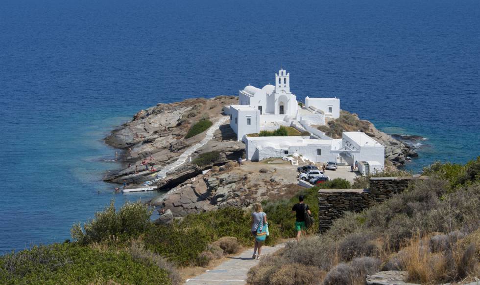 Corfú desde el sofá 4 El monasterio de Moni Chrysopig, en la isla de Sifnos.