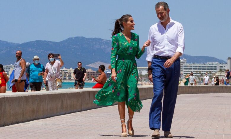 Los Reyes visitan el Polígono Sur de Sevilla, el barrio más pobre de España 1 Los Reyes visitan el Poligono Sur de Sevilla el barrio