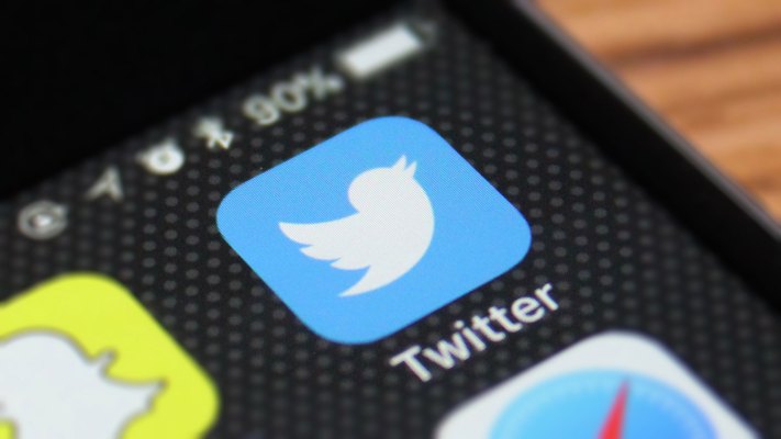 Twitter comienza a probar una forma de ver videos de YouTube desde la línea de tiempo de inicio en iOS 1 Twitter has a record-breaking week as users looked for news of protests and COVID-19