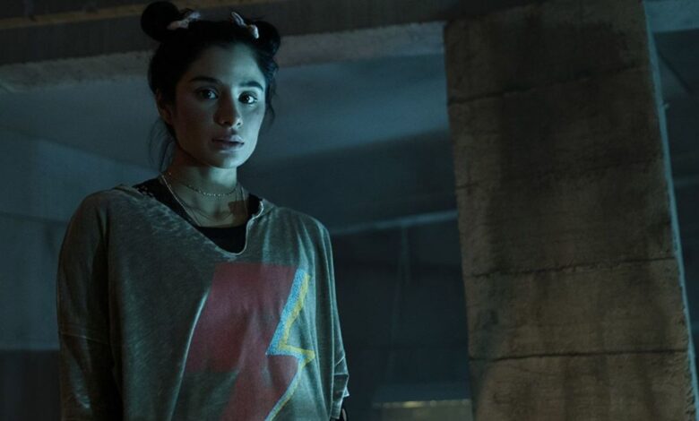 Doom Patrol: SPOILER muere en "Finger Patrol" 1 1594260292 Es hora de jugar para Baby Doll y Dorothy en