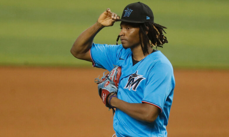 Los Marlins suspenden regreso a casa por sospecha de brote de COVID-19 1 1595858698 Los Marlins suspenden regreso a casa por sospecha de brote