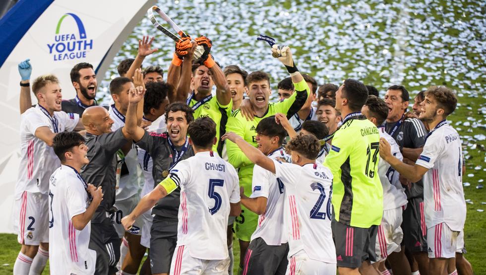 Los cracks del Madrid, rendidos al Juvenil 1 Los cracks del Madrid rendidos al Juvenil