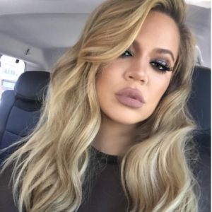 La estrella de la NBA (y del clan Kardashian) que casi no vivió para contarlo: así se gestó la milagrosa recuperación de Lamar Odom 5 Khloé Kardashian, parece que esta vez vestida.