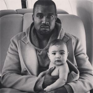 La estrella de la NBA (y del clan Kardashian) que casi no vivió para contarlo: así se gestó la milagrosa recuperación de Lamar Odom 11 Kanye West y su hija North West (la madre es Kim Kardashian), en una foto de Instagram.