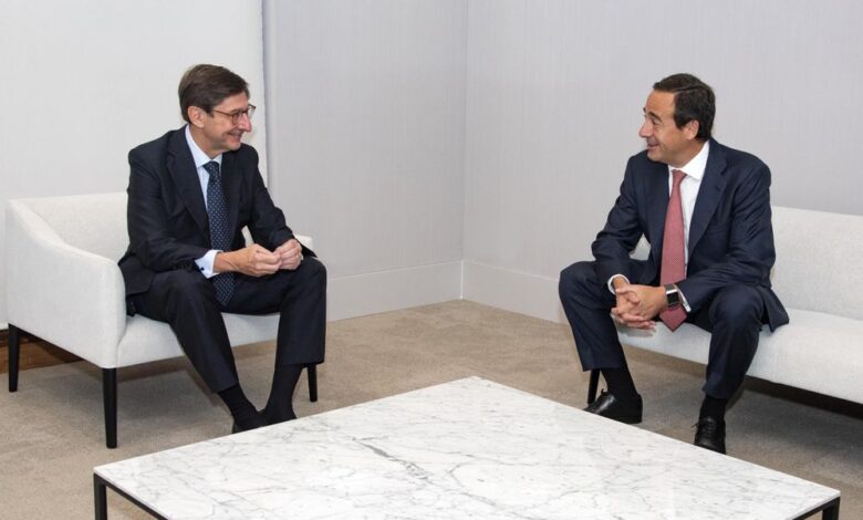 CaixaBank y Bankia celebrarán el 3 y el 1 de diciembre las juntas para aprobar la fusión 1 1603487026 CaixaBank y Bankia celebraran el 3 y el 1 de