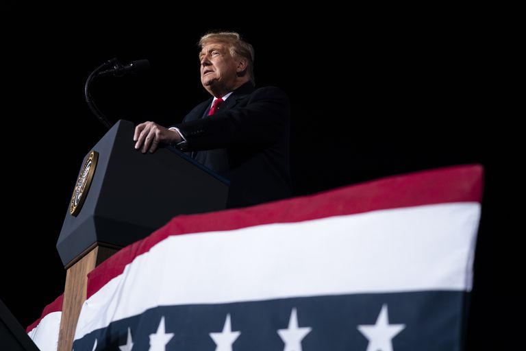 Trump concluye de forma abrupta una entrevista con Lesley Stahl de ‘60 minutes’ 2 El presidente Donald Trump en el aeropuerto internacional de Erie, este martes.