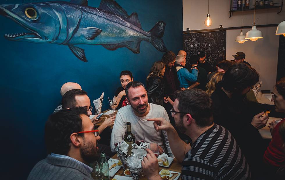 Una vuelta al mundo entre dos rebanadas 3 El restaurante The Fish & Chips Shop de la calle de Rocafort, en Barcelona.