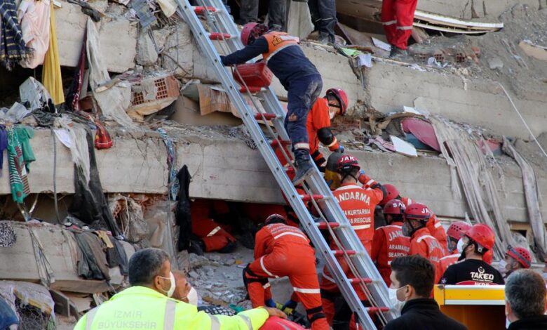 El rescate de una niña de tres años tras 65 horas bajo los escombros del terremoto en Turquía: “¡Elif vive!” 1 El rescate de una nina de tres anos tras 65