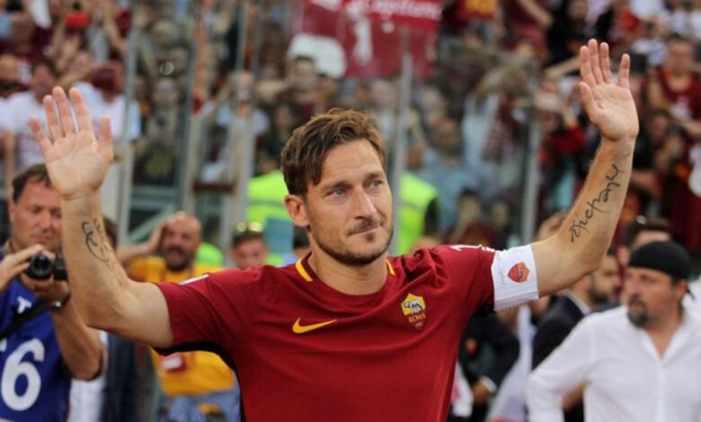 Francesco Totti tiene Covid-19; perdió a su padre en octubre | Tuit 1 Francesco Totti tiene Covid 19 perdio a su padre en octubre
