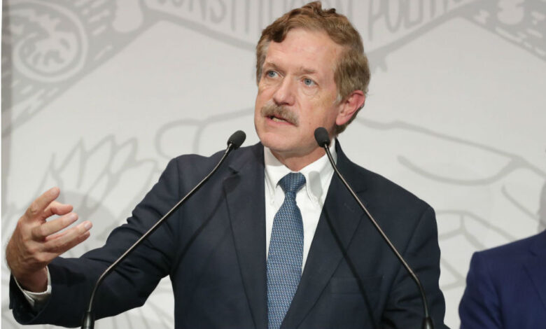 Urge que AMLO abandone el exceso de optimismo: Romero Hicks 1 Urge que AMLO abandone el exceso de optimismo Romero Hicks