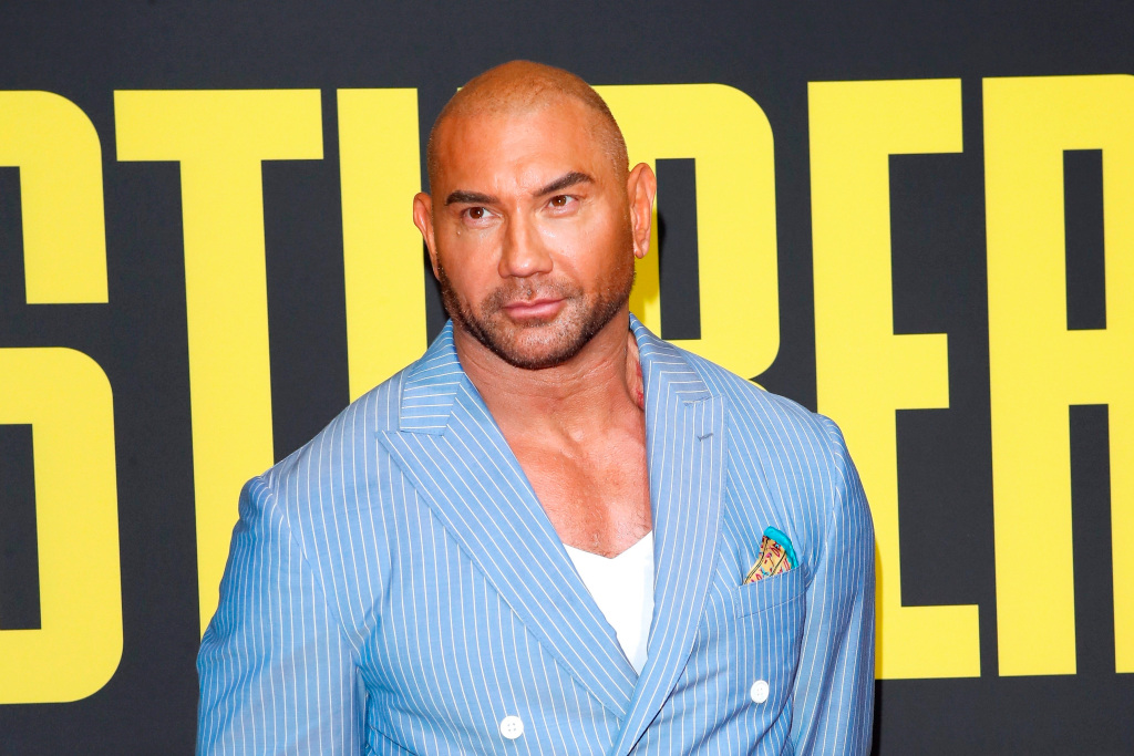 Actor de Hollywood ofrece $20,000 por la captura del que talló la palabra “Trump” en un manatí 2 Actor de Hollywood ofrece 20000 por la captura del que