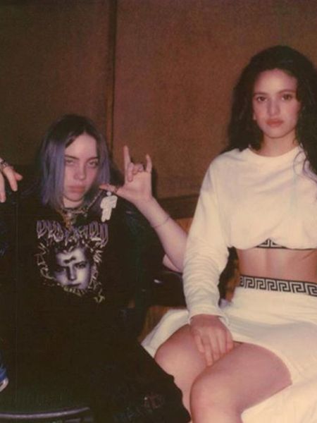 Rosalía y Billie Eilish: la historia y la escucha de ‘Lo vas a olvidar’, su canción para ‘Euphoria’ 2 Billie Eilish y Rosalía, en la foto que compartió la catalana en marzo de 2019 en sus redes para anunciar que estaban grabando juntas.
