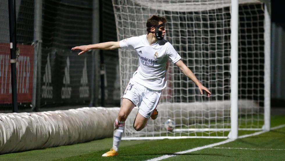 1-0: Latasa mete al Castilla en plazas de promoción de ascenso 1 1 0 Latasa mete al Castilla en plazas de promocion de