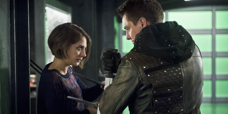 Arrow: 10 formas en que Thea cambió de la temporada 1 al final de la serie 4 1614615796 153 Arrow 10 formas en que Thea cambio de la temporada.5