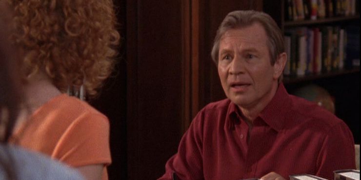 Gilmore Girls: 9 dobles raseros que los fanáticos han detectado (según Reddit) 6 1614757516 464 Gilmore Girls 10 relaciones que los fans sabian que estaban.5