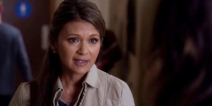 Pretty Little Liars: por qué Emily es en realidad el personaje principal del programa 9 1614962549 507 Pretty Little Liars por que Emily es en realidad el.5