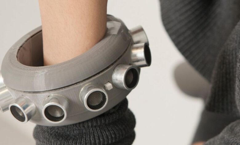 Un brazalete para practicar el contraespionaje doméstico 1 1615789942 Un brazalete para practicar el contraespionaje domestico