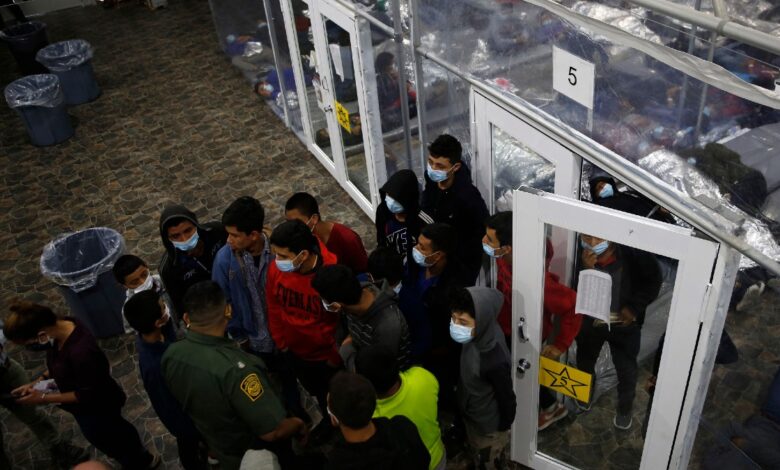 Gobierno de Biden otorga contratos por $3,000 millones a privados para albergues de menores migrantes 1 1620253882 Gobierno de Biden otorga contratos por 3000 millones a privados