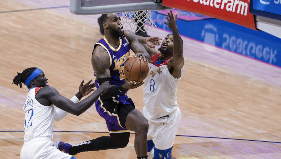 Los Lakers cumplen pero jugarán el play-in 1 Los Lakers cumplen pero jugaran el play in