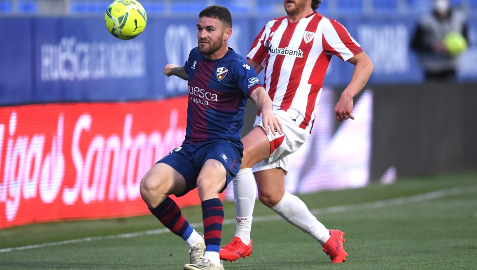 Los tres equipos que luchan por el descenso, con bajas sensibles por tarjetas 1 Los tres equipos que luchan por el descenso con bajas