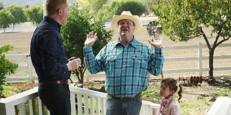Modern Family: 10 spin-offs que el programa podría haber hecho (que los fanáticos quieren) 3 Modern Family 10 spin offs que el programa podria haber hecho.5