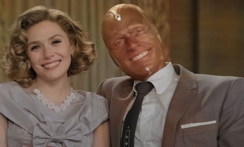 Paul Bettany estaba 'aterrorizado' de filmar WandaVision para la audiencia en vivo 1 Paul Bettany estaba 'aterrorizado' de filmar WandaVision para la audiencia en vivo