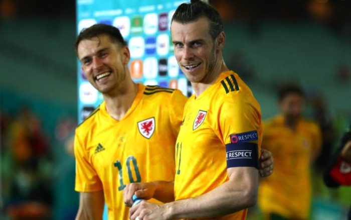Euro 2020: Despiden galeses a turcos en Bakú | Video 1 Euro 2020 Despiden galeses a turcos en Baku Video