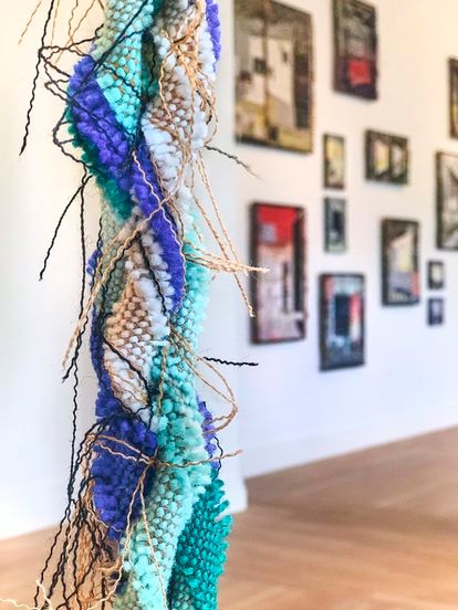 La hilandera del cosmos 5 Obra de la diseñadora Hella Jongerius que forma parte de la exposición Kosmos weben (Tejiendo el cosmos), abierta en Berlín hasta el 15 de agosto.