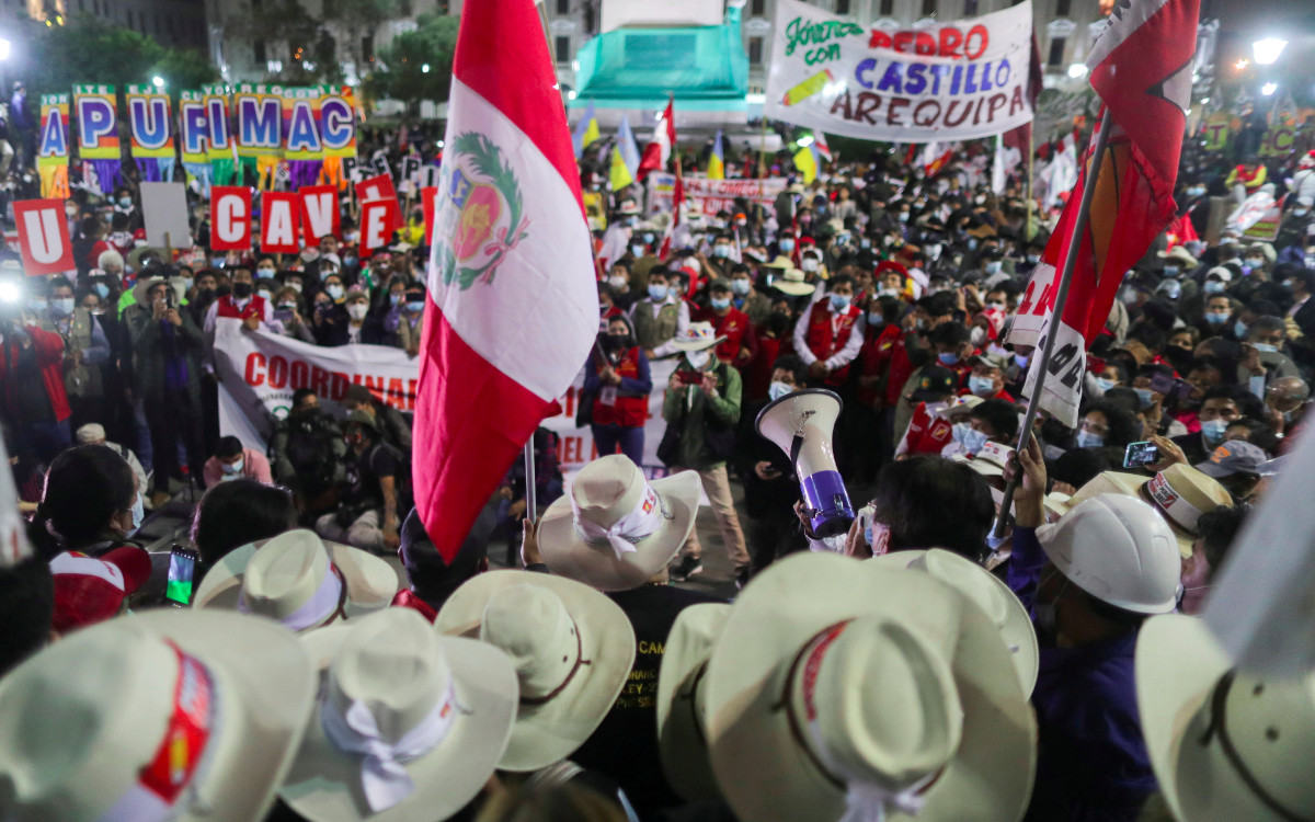 Autoridades electorales de Perú proclamarán al presidente el próximo 20 de julio 2 Autoridades electorales de Peru proclamaran al presidente el proximo 20