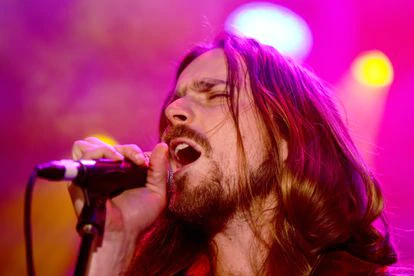 Los 16 discos de rock y pop que hay que escuchar ahora (julio 2021) 2 Lukas Nelson con Promise of the Real durante una actuación en Texas.