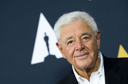 Muere a los 91 años Richard Donner, el director de ‘Superman’, ‘Arma letal’, ‘Los Goonies’ o ‘Lady Halcón’ 2 El director Richard Donner, durante un homenaje que le hizo la Academia en 2017.