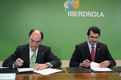 Qatar logra una exención fiscal en los dividendos que le paga Iberdrola 2 El presidente de Iberdrola, Ignacio Sánchez Galán, y el consejero delegado Qatar Holding, Ahmad Al-Sayed.